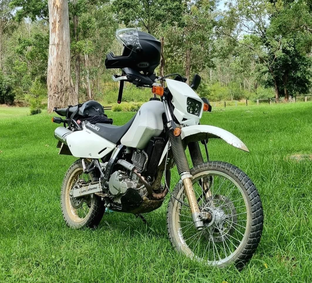 DR650 Morimoto LED Headlight Kit *RHD* JNS Engineering